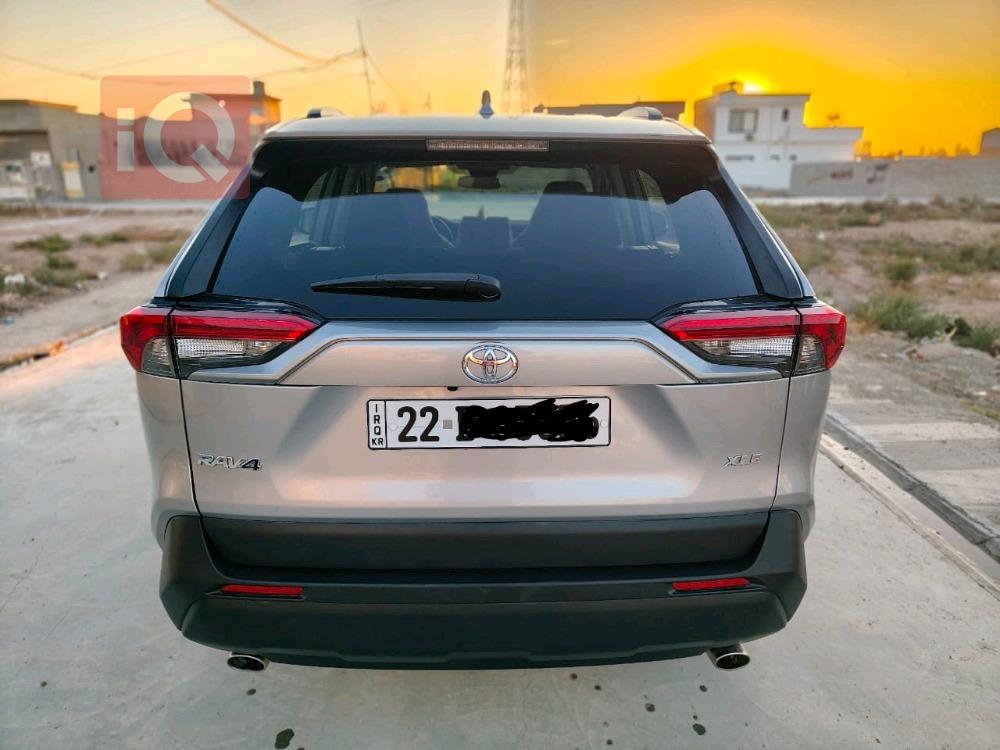 تۆیۆتا ڕاڤ 4